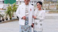 Pakaian Adat