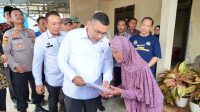 Serahkan Sertipikat Door to Door